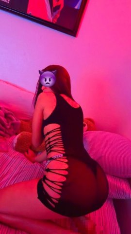 tight 😏 brunette 🍑super hot 🔥🔥🧨😈 - 26 - 1