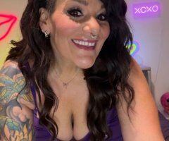 PAWG MILF BIG BOOTY CAM MODEL AVAILABLE NOW! - 45 - Image 9