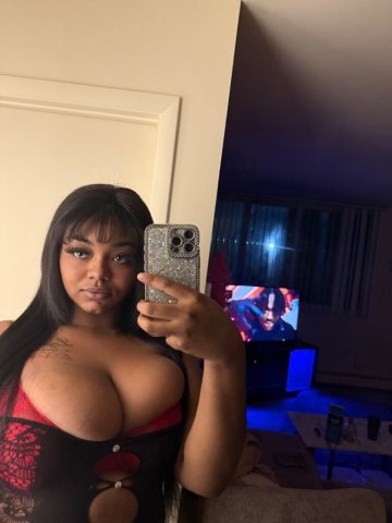 LURK ON MY TWITTER @fuckyo3tc 😩 Yes i squirt 💦 LEAVING SOON - 21 - 1