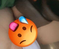 Minneapolis / St. Paul escorts - content & FaceTime - 25