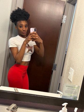 Delightful Deja 🇱🇷 - 22 - 1