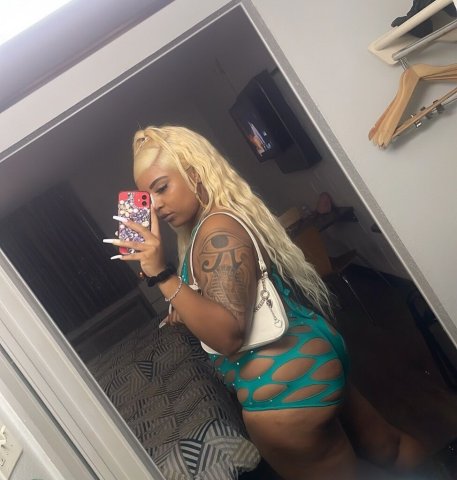 Thick Juicy Slut 🫦💦 𝗦𝘂𝗽𝗲𝗿 𝗖𝗿𝗲𝗮𝗺𝗲𝗿 🫦💦 100% Real and Ready to Play - 24 - 1