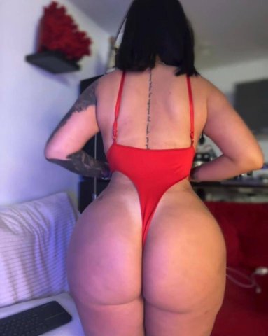 Ready now 🔥 Discreet, fun and very passionate. If you’re a real gentleman, let’s talk. - 33 - 1