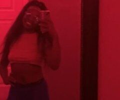 Montgomery escorts - Please text the number on the picture i have qv specials going on tonight 3 somes 150 tonight for 30 mins i do not go down on woman ! - 24
