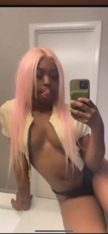 Hi im sway🥵🔥im a young sexy hot mamiii😍🥵 ready to be explored 🤗 and show off my amazing tricks 🤪👅😻 im very seductive 💦and a great listener ⭐⭐⭐⭐⭐come have fun wit a fun hot girl 😍🔥 - 22 - 1