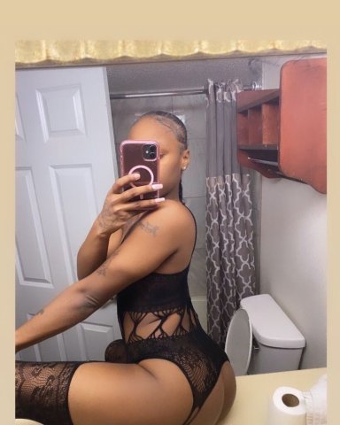 UPSCALE SERVICES ❤ CUTE PETITE EBONY ❤NEW TO TOWN LETS MEET UP BABY(read before calling ) - 26 - 1