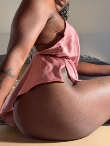 petite ebony FREAK🧠👅Gentlemens favorite chocolate🍫 SeXY 😍petite🤏🏾 FreaK!. Best brain 🧠 DR PDX haS around! GUARANTEED 👅💦 so 🔥you're guaranteed to CUM back for MORE 😈😈 - 30 - 1