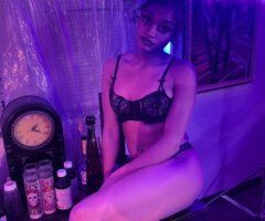I'm available for fun text me😘 - 21 - Image 5