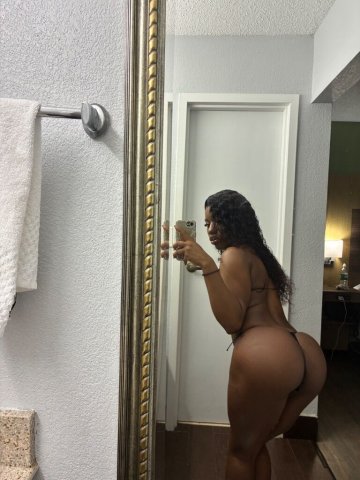 100 DEAL$$$$$$$DETAILS ON THE AD & YES IM AVAILABLE SERIOUS INQURIES ONLY ! UPSCALE EBONY READY FOR YOU DADDY - 25 - 1