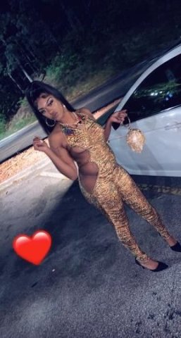 CAR DATE QV SPECIAL OUTCALLS DEPENDING ON DISTANCES TAP IN WIT ME IN CARROLL COUNTY AREACOME LET ME THROW THIS ASS BACK ON U AND LET U CATCH IT 🤪🤪🤪 IF SO CUM AND PLAY IN THIS CLEAN, FAT, TIGHT AND WET PUSSY 😻😽 💦🌊 - 31 - 1
