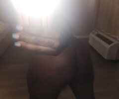 inn Call me misses inn and out come see me show.I could show you what it's all about - 25 - Image 3