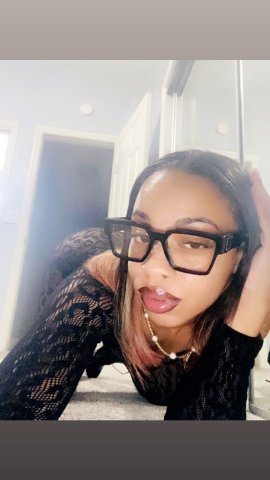 Pettie quality freak 🧚♀🥰 - 22 - 1