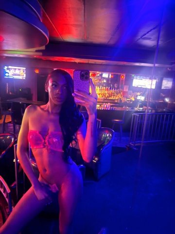 CHICAGO GIRL IN THE D AREA RUSH ME - 22 - 1