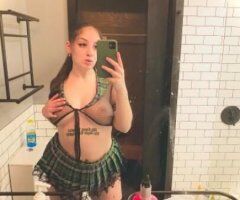 Roanoke escorts - 💋✅Hot sexy girl.💋 i do sell my nasty pics and videos💜No limits I'll do anything I never say no 💘NEED FOR HOOKUP In-Call / Out-Call And🚗Car-call Available 24/7📱Full 👉👉Details View My Ad🥰 - 26