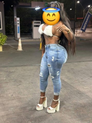 Sexy woman that I'm only here to fulfill all your desires - 27 - 1