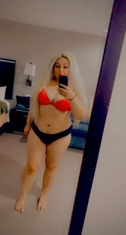 Thick 🍑 Big Booty Blonde🍑 Available Now⏰Water Works 💦💦 Outcall only - 30 - 1