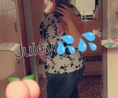 Your Favorite big booty white chocolate come take a bite 😉 - 35 - Image 2