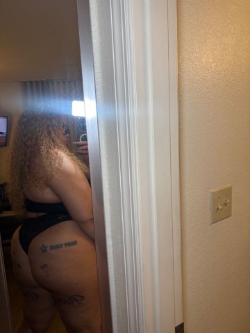 NEW IN TOWN 🎀 HONEY THICK & JUICY 🍯💦 - 28 - 1