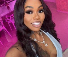 💕🪄 YOU BEEN WANTING ME 💕🪄 I'm SINGLE here's YOUR CHANCE 🥰😘 DATE 4 PAY - 30 - Image 1