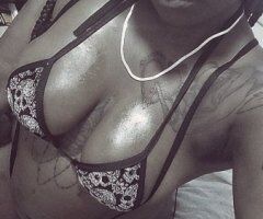 St. Louis escorts - CHOCOLATE 🍫BIG BOOTY - 21