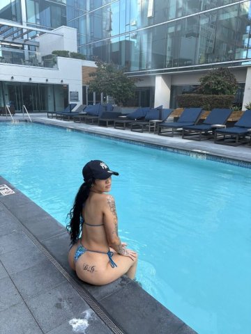 THICK thighs amazing time book a date with me todayyy🩷 - 22 - 1