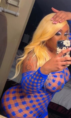 incall curvy slut! - 28 - 1