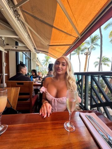 BLONDE BOMBSHELL!! VISTING LIMITED TIME! LETS MAKE MAGIC 🪄🩷 - 24 - 1