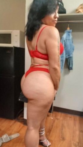 Early bird gets the 🪱 💦Taste the Sweet 🍑qv hh incall special only deals on incall only💦💋Thick Curvy wet n sloppy💦 - 28 - 1