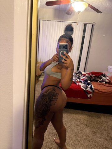 OUTCALLS ONLY 🤑🥰💋💦 THICK IN ALL THE RIGHT PLACES ✅️FREAKY AT ALL THE RIGHT THINGS😈❤‍🔥👄👅🧠 - 23 - 1