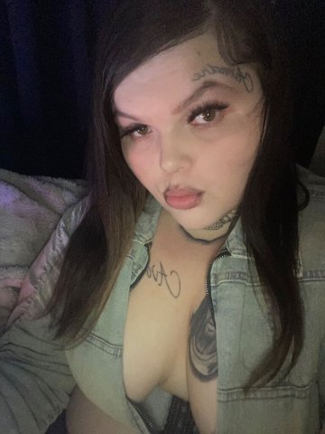 YOUNG FREAKY THICK SNOW WHITE BBW ❄🩷💦INCALL OUTCALL AND CARPLAY☎🏨WEDNESDAY ⛈NIGHT SPECIAL DEALS🩷💰SOLO AND 3SOMES AVAILABLE👅. GFE, BBJ, BARE, ALL FETISHES.💋❤️I CAN VERIFY ANYWAY NEEDED‼‼BEST WHITE TIGHT CREAMYPUSSY💦🌊SLOPPY WET HEAD🫧👅 - 23 - 1