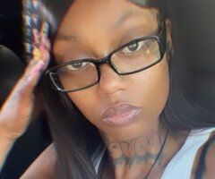 Are you tired of the same Rushed service 🥱Let me be your favorite hello and most difficult goodbye! - 22 - Image 1