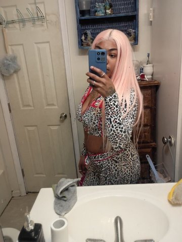 Busty Pink Pussy - 25 - 1
