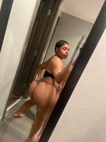 AVAILABLE TEXT NOW🫶🏾🏡🍌Incalls💦❣💚Caught Your Attention👉 Come Join Me And You'll Be Glad You did 😉 ABSOLUTE SERIOUS GENTLEMEN !! - 23 - 1