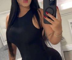 vivacious woman seeking man - 32 - Image 2