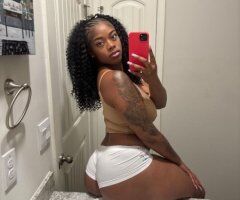 thick & juicy 💓💋 - 25 - Image 2