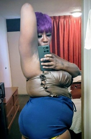 Juicy juice special $60 quick visits/ BJ with Condom $80/ Hour $150 comes with massage/ Everything and anything else asked for is extra- cash only!!! Call if you are serious no bulshit. - 34 - 1