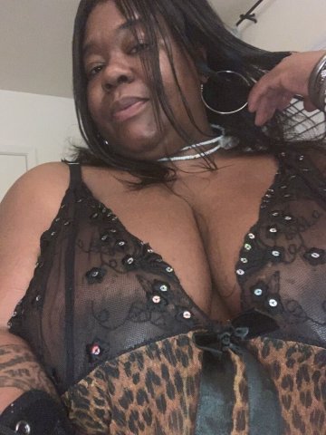 PHAT MILF On Foot In Manteca and Stockton - 35 - 1