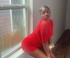Boston escorts - pretty , brown - 21