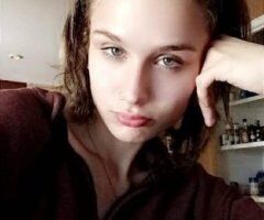pretty and pretite🥰 - 21 - Image 4