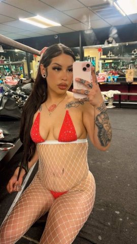 come see us for a 2 girl unforgettable expierence. - 26 - 1