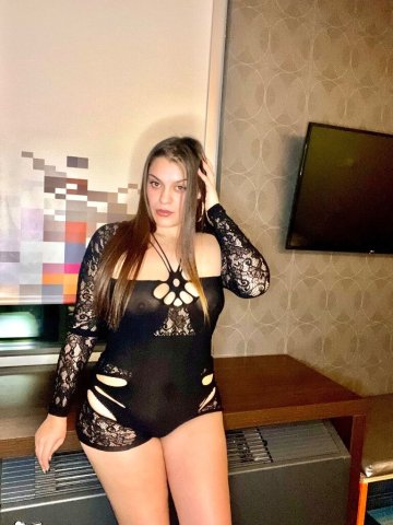 HERE FOR THE NIGHT 😜 💋 Irresistible🫦, Unforgettable🌹, and Completely Worth Your Time 🙈 - 26 - 1