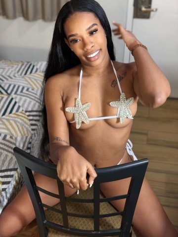 New girl in the city honey👸🏽 - 22 - 1