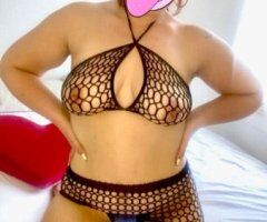 specials all night ..incalls and outcalls ready now! - 31 - Image 2