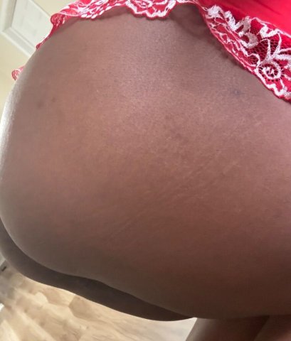 😍😍😜😜Love Freaky Women That Have good Head And have Yo legs shaking Do not to far Im right to Keep you comingBa k - 28 - 1