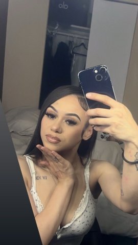 Heyy daddy 😘😘😘 wanna play 🥰🥰🥰😘😘 - 27 - 1
