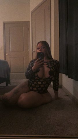 BIG BOOTY 🍑 QUEEN OF BACKSHOTS - 100% real verified freak 😜👅 WITH THE Deepest Throat - 27 - 1