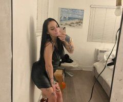 Dallas escorts - petite YT - 21