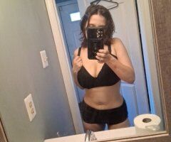 Fuck me Friday!! Early Bird Specials. Hairy Sherry, all natural slutty bunny. Tighest dripping 😻you will find.. Cum to me text me - 25 - Image 1