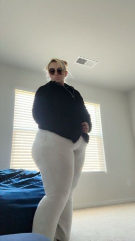comee see me let me take csre your needs so you can help take care of my bills 💋 - 32 - 1