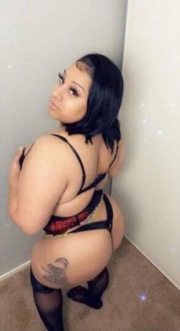 New Horny sexy thick Bigbooty Creamycookie - 30 - 1
